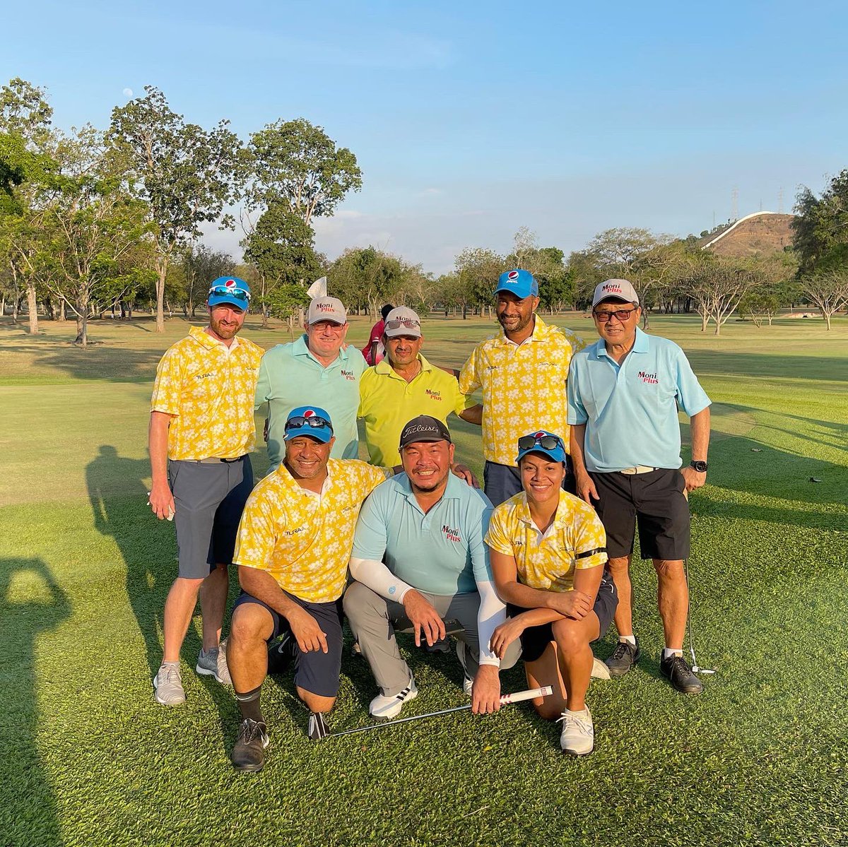 daditoka's tweet photo. Well done to the PNG Cancer Foundation on a successful Daffodil Cup Golf Day. #papunewguinea #portmoresby #royalportmoresbygolfclub #pngcancerfoundation #daffodilcup #golfday #oilsearch #teammka #teammoniplus #mksports https://t.co/QMVM4Dw3UQ