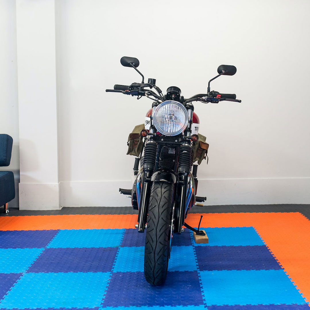 mototile's tweet photo. Free Tile Samples With Free Delivery. Just Fill In The Enquiry Form. Over 20+ Tile Samples. Types: CoinTop and Diamond Plate. https://t.co/HMoN1IvVLF #mototile #interlockingtiles #tile #interlocking #DIY #FOS #floors #fastcars #flooring #classiccars #classic #freetiles #samples https://t.co/bSHk3Km06L