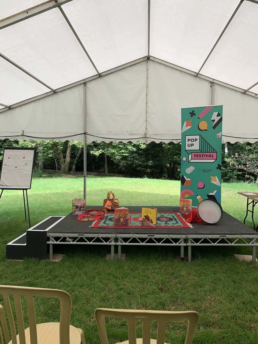 hello @WaddesdonManor @PopUpFestival the birds are singing the tent is ready! @OtterBarryBooks