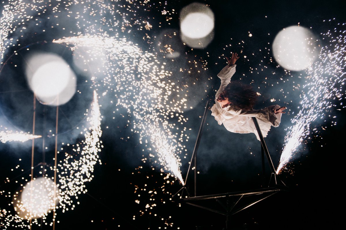 The story of 9 spirits created from magical Cleethorpes folklore and heritage…

The Twilight Hour by <a href="/PeriplumUK/">Periplum</a> - coming to Cleethorpes Meridian Showground, 24 and 25 September. 

Sign-up now for priority access to free tickets! festivalofthesky.com

Photo: Tom Arran