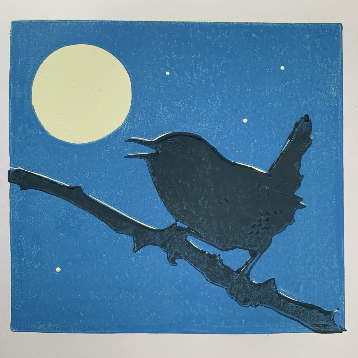 tweetingpainter's tweet photo. A new little 3 colour linoprint titled, ‘Dawn Chorus’ finished today, image area 14x15 cm #Wren #DawnChorus #MultiblockPrint #Linoprint #WildlifeArt https://t.co/ovzIbGP03m