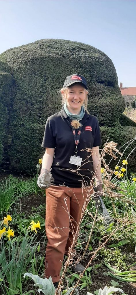 Lorna Hobart, is the latest trainee to benefit from National Garden Scheme funding in partnership with the Working for Gardeners Association🙌🌿

Read the full story here bit.ly/3gilNRy