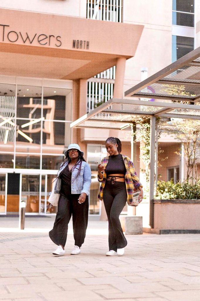 Spotted kena le lekgarebe🥰
<a href="/GalaMosweu/">Gala Mosweu</a>