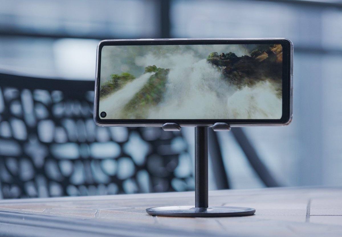 We don't just make smartphones, we make phones smarter. Double tap ❤ if you love this stylish design of #CubotMax3
Global sale from  Aug 23.-27
Buy Now 🛒  bit.ly/3rOyRmn
10 Winners Giveaway 🎁   bit.ly/3rI5OAA