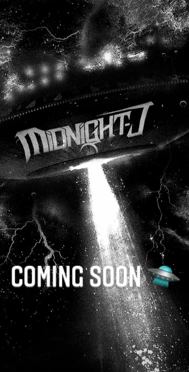 MidnightJMusic's tweet photo. Something is coming 👽🛸
Prepare for destruction! 
New orginal music coming soon!
.
.
.
.
.
#Raw #rawstyle #hardstyle #bass #bassmusic #Dance #hakken #EDM #midnightj https://t.co/QBKNFtvjWv