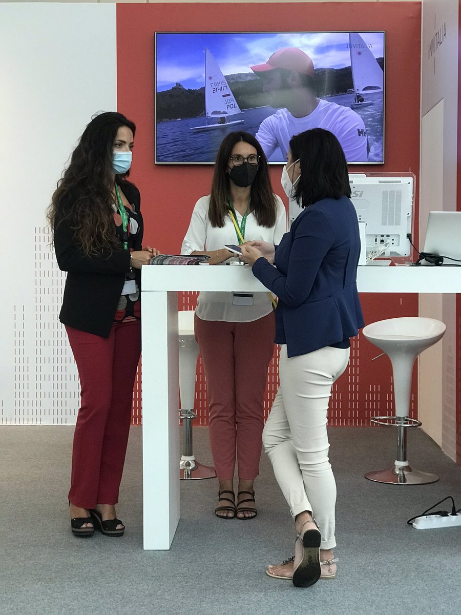 Laura Iorio tweet media