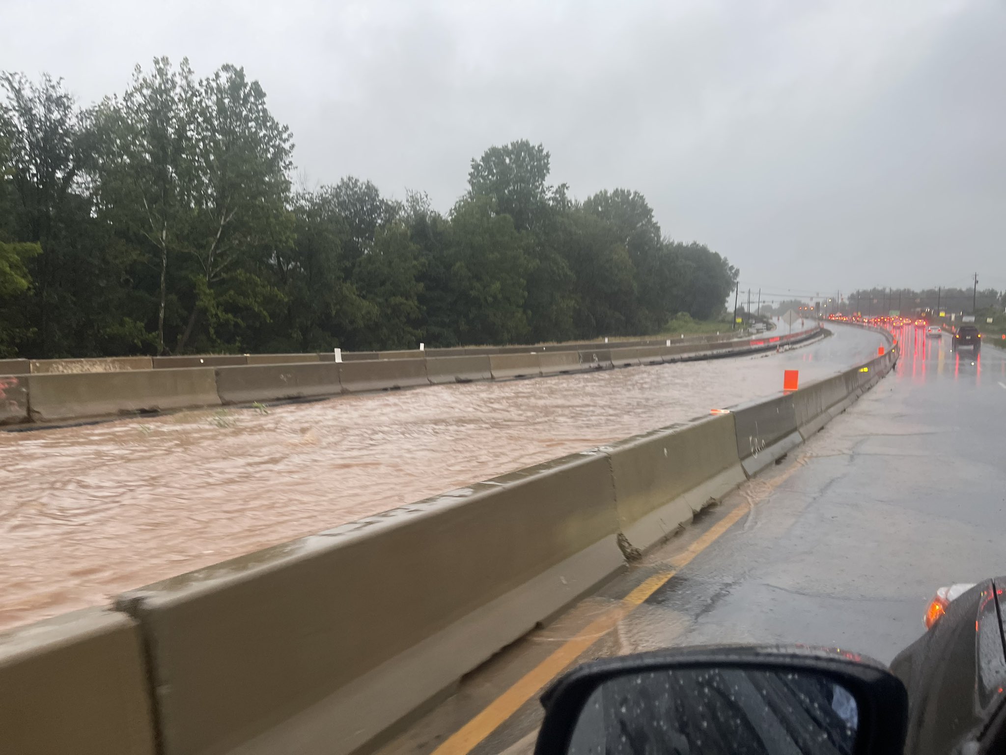 Eddie on Twitter "VaDOTNOVA Rt 7 Leesburg Pike West right after