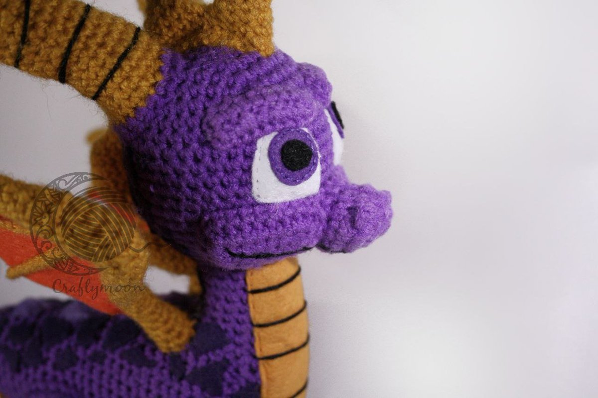 Craftymoon tweet media