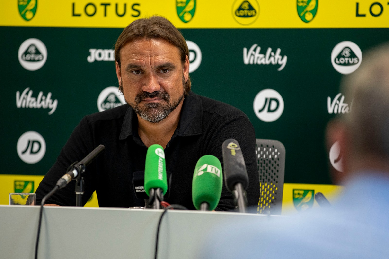 Norwich City FC on X: "🎤 Daniel Farke will speak to the media for his  pre-Manchester City press conference from 1.15pm! We'll have all the  updates on https://t.co/haNDlYWTyN. https://t.co/xPkHpJKtKt" / X