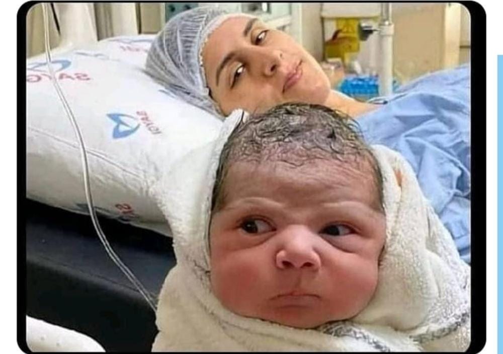 When you're just born and phupho say 
"Ya tu mera beta" 😂😂