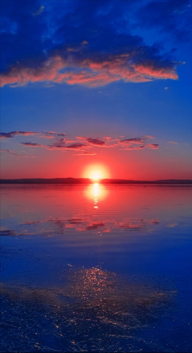 Provası yoktu hayatın, 
çoğu zaman tek hakkımız vardır, tecrübedir hataların.