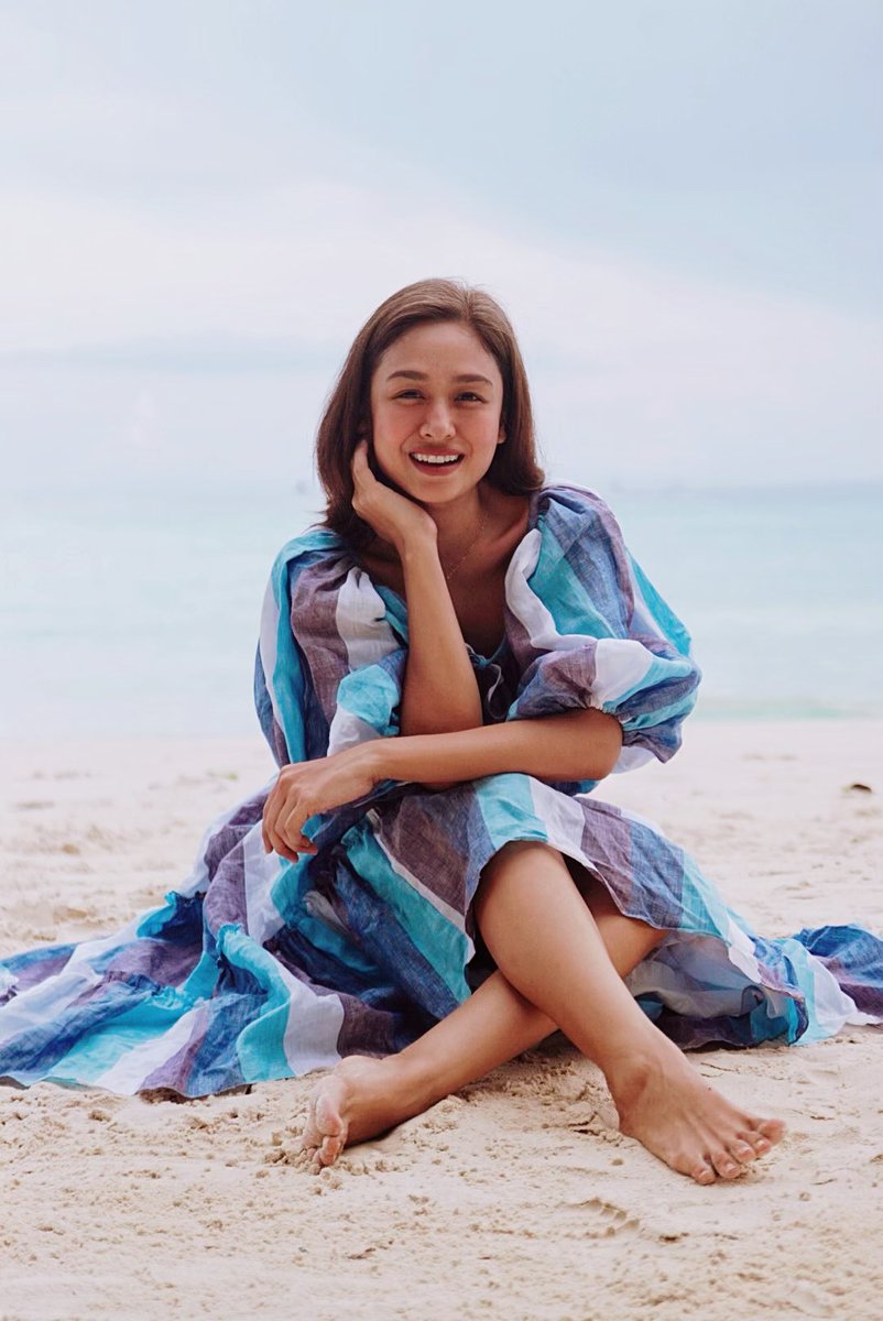 kellymisa's tweet image. New vlog: Sharing our one week in BORACAY with the family before ECQ (where we stayed, BEST PLACES TO EAT... youtu.be/m6oAbSAfSeM via @YouTube ❤️