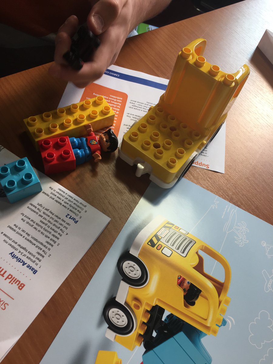 DMUEngagement's tweet photo. Next up at the @FLLUK LEGO League Host Training Day - having a play with the Discover kit, focusing on the core values in the team 🙏✨
@IETeducation @LEGO_Education @FFLUK
#CARGOCONNECT #6bricks https://t.co/xVMzbYidzA