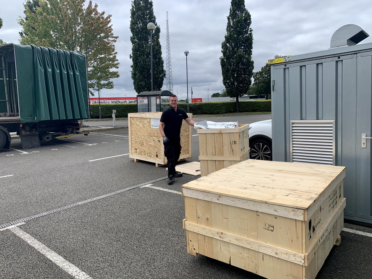 It’s delivery day ….🥳🥳🥳