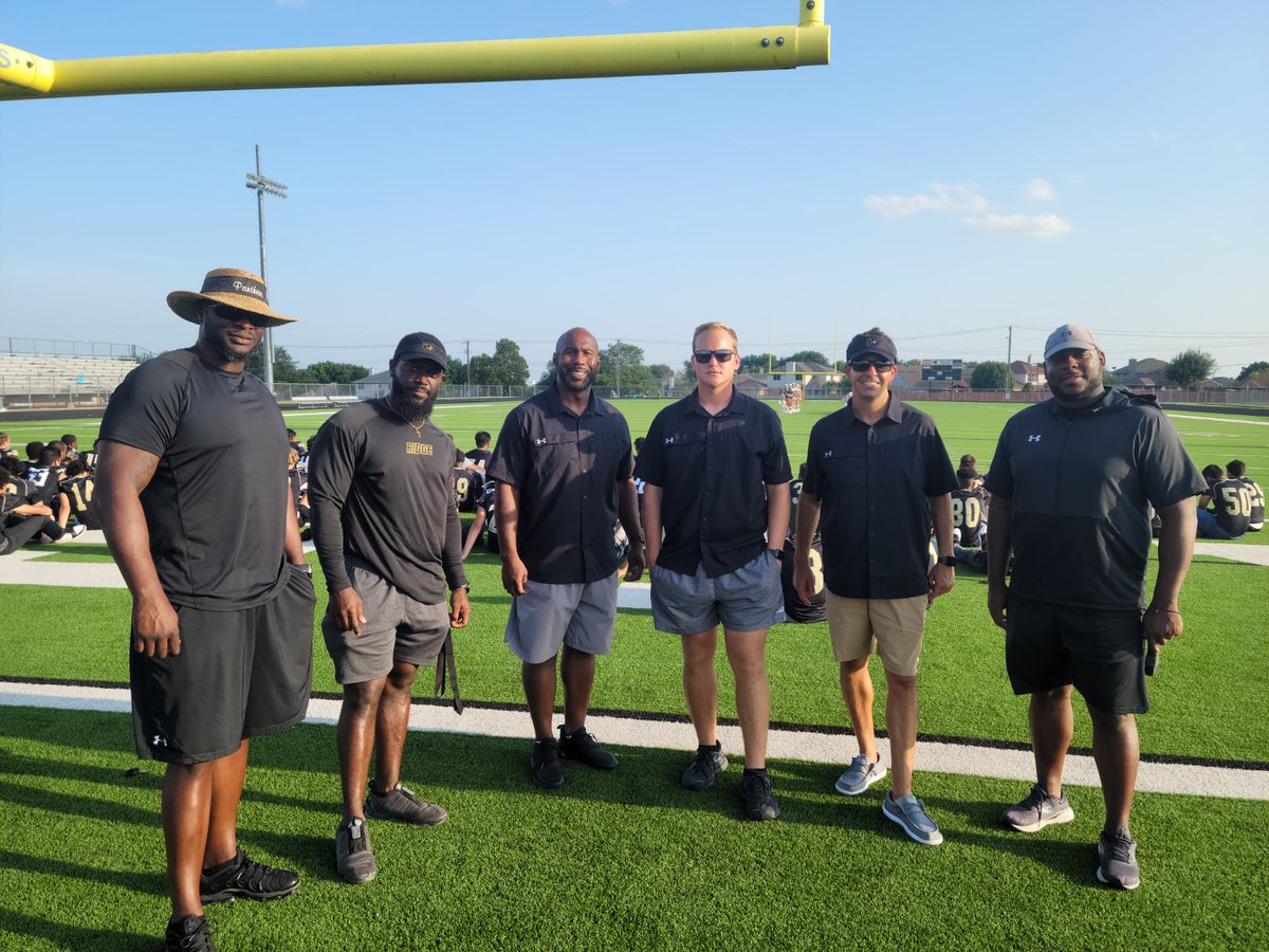 Fossil Ridge Coaches - We Ready