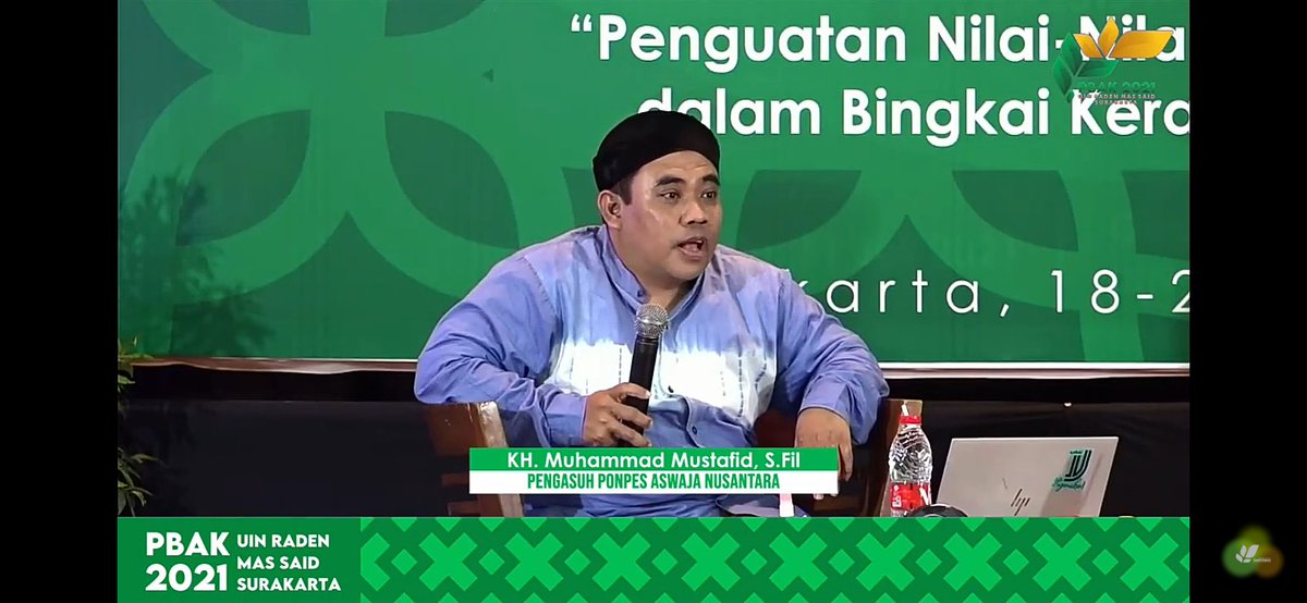 AkbarSafila's tweet photo. "doa bersama untuk bangsa"
Agen perubahan itu Pemuda,baik buruknya suatu negeri itu ditangan para pemuda
~kh Muhammad mustafiq~

#RMSSAIDMUDAUNTUKBANGSA https://t.co/5FLLSYGatM