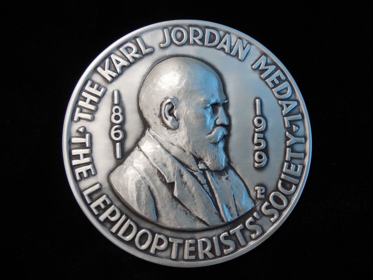 Dr. Jorge Llorente Bousquets was awarded the Karl Jordan Medal in recognition of outstanding original research in lepidopterology ⁦@TheLepSoc⁩ ⁦⁩ ⁦@NotaLepido⁩ ⁦@IndianaCristo⁩ ⁦@TropLepATL⁩ ⁦@Plume_Moths⁩
