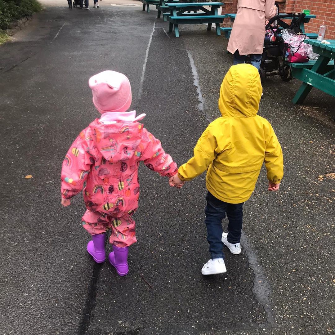 RotundaCharity's tweet photo. They were finally reunited last Saturday after not seeing one another for a long time due to Covid-19 restrictions.
Looks like they had lots of fun holding hands and running around @dublinzoo_official together 👦🏼👧🏼
#nicuwarrior #nicubaby #bestfriends #rotundababy #dublinzoo🐘 https://t.co/ABTCG6eTUZ
