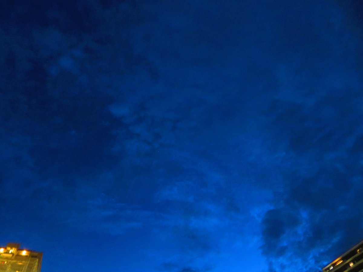 ◆空◆荒木孝介 直送 新品 SM【パステル・色鉛筆等】◆丁寧梱包◆風景画 雲 Fv0N474aEAQzAHy.jpg:large