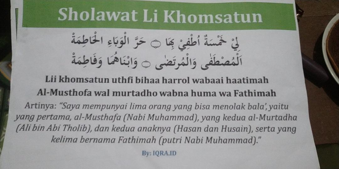 Zrnit1's tweet photo. -Dzikir tahlil Li khomsatun dan sholawat nariyah-

"sesungguhnya Allah dan malaikat-malaikat-nya bershalawat untuk nabi hai orang-orang yang beriman bershalawatlah kamu untuk nabi dan ucapkanlah salam penghormatan kepadanya" 
(Q.S al-ahzab ayat 56)
#rmsaidmudauntukbangsa https://t.co/1xhI0of4Z5