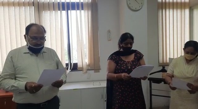 rpoamritsar's tweet image. This Sadbhawna Diwas staff of Passport Office, Amritsar took a pledge to work towards unity and harmony of our nation. #sadbhawnadiwas