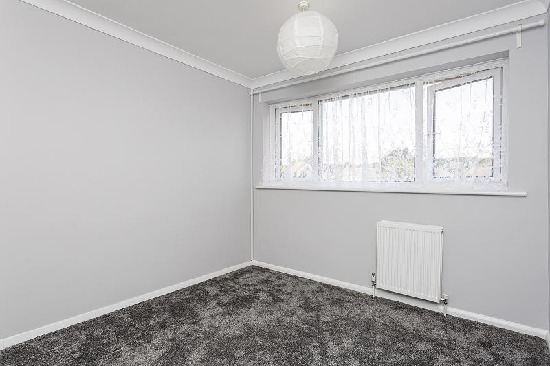 🏠 3 bed in Portchester just £1195PCM 🏠

😍 NO DEPOSIT OPTION AVAILABLE 😍

✅ Mid-terraced house 
✅ Kitchen with built in oven 
✅ 2 double bedrooms, 1 single bedroom 
✅ Front and rear garden
✅ Garage and parking 

☎️ Call us TODAY on 02392 240809 - option 1