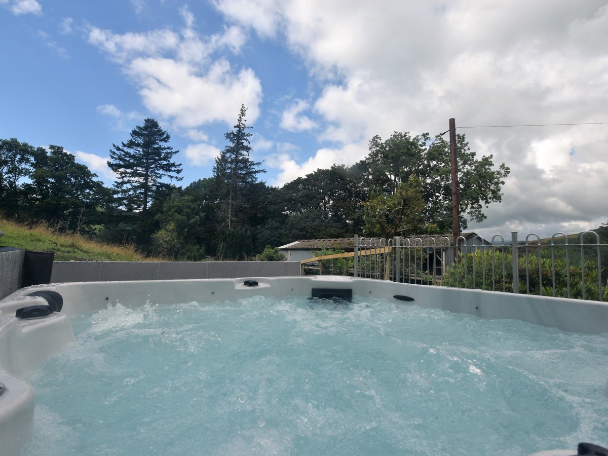 Dog friendly Wales holiday accommodation - Commins Coch - sleeps 2
horizoncottages.com/cottages/34993
#wales #comminscoch #holidaycottage #holidaycottages #cottagerental #holiday #holidays #holidayrental #staycation2021 #shortbreak #cottage #holidayhome #dogfriendly #visitwales