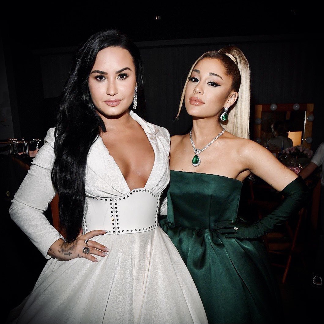 Demi Lovato está completando mais um ano de vida hoje! HAPPY BIRTHDAY DEMI LOVATO 