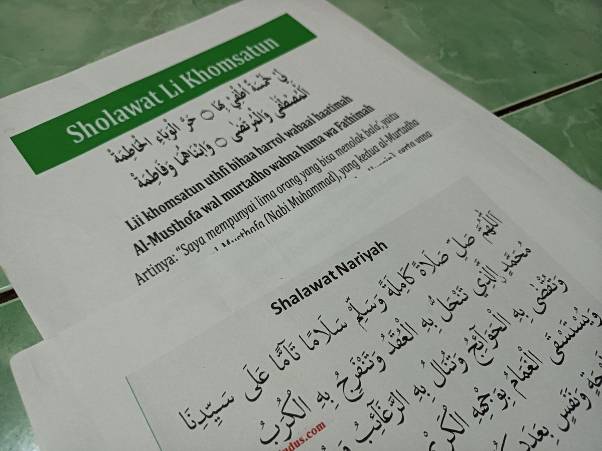 fatihaamila's tweet photo. [PBAK DAY-3]
Doa bersama, membaca sholawat Li khomsatun dan sholawat nariyah dengan harapan semoga Indonesia segera pulih dr wabah pandemi covid-19.

#rmsaidmudauntukbangsa https://t.co/fPolh40rSI