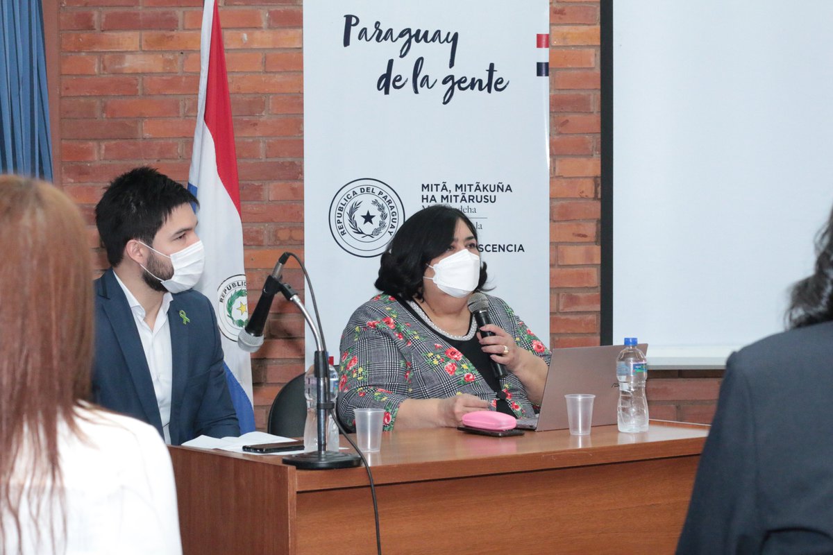 MINNAParaguay's tweet image. En el marco de la Estrategia de Atención Integral a la Primera Infancia @kunuugovpy, el MINNA presentó el “Modelo de abordaje comunitario en primera infancia”, que impulsará en 15 municipios del país, mediante la ejecución conjunta con @globalinfancia.

🔗bit.ly/38faWDH