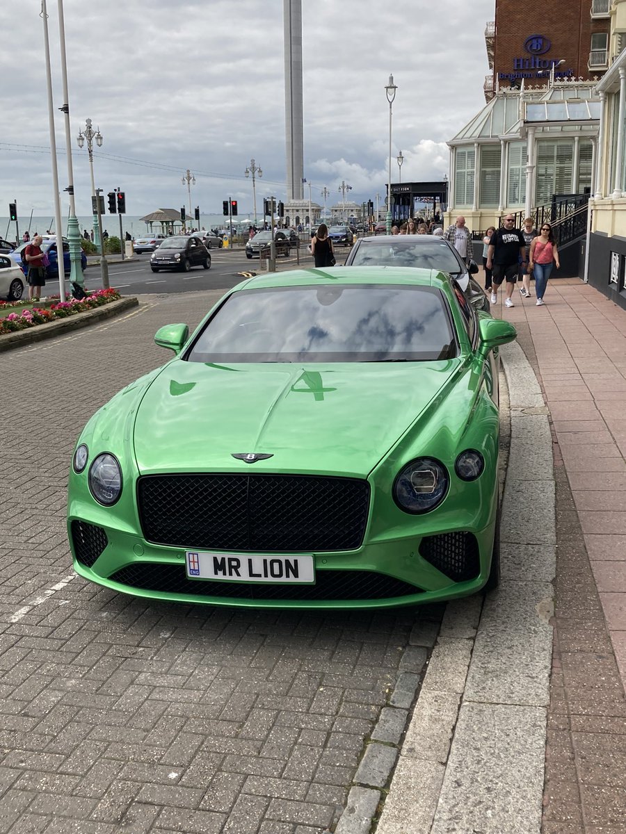 I have a feeling this guys got a small penis. 😃