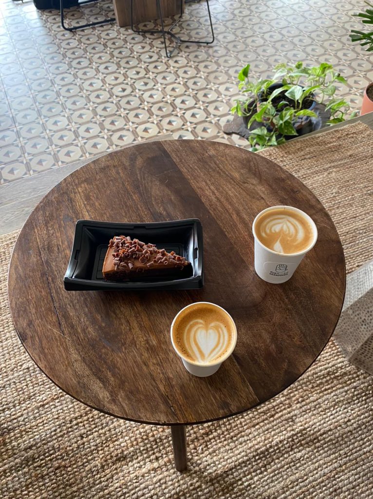 ذوق ☕ tweet media