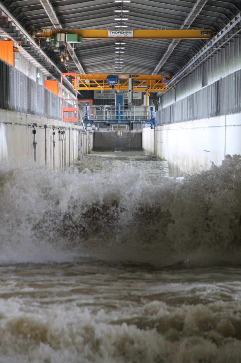 Franziska Staudt (@drfranstaudt) on Twitter photo This #FlumeFriday we're finally wrapping up the results of our @BMBF_Bund research project STENCIL with an article summarizing the most important outcomes, e.g. from our wave flume experiments <a href="/FZK_GWK/">Forschungszentrum Küste</a> and <a href="/Hyku_LWI/">Hydromechanics, Coastal and Ocean Engineering</a>. You can find the paper here: henry.baw.de/handle/20.500.… This #FlumeFriday we're finally wrapping up the results of our @BMBF_Bund research project STENCIL with an article summarizing the most important outcomes, e.g. from our wave flume experiments <a href="/FZK_GWK/">Forschungszentrum Küste</a> and <a href="/Hyku_LWI/">Hydromechanics, Coastal and Ocean Engineering</a>. You can find the paper here: henry.baw.de/handle/20.500.…
