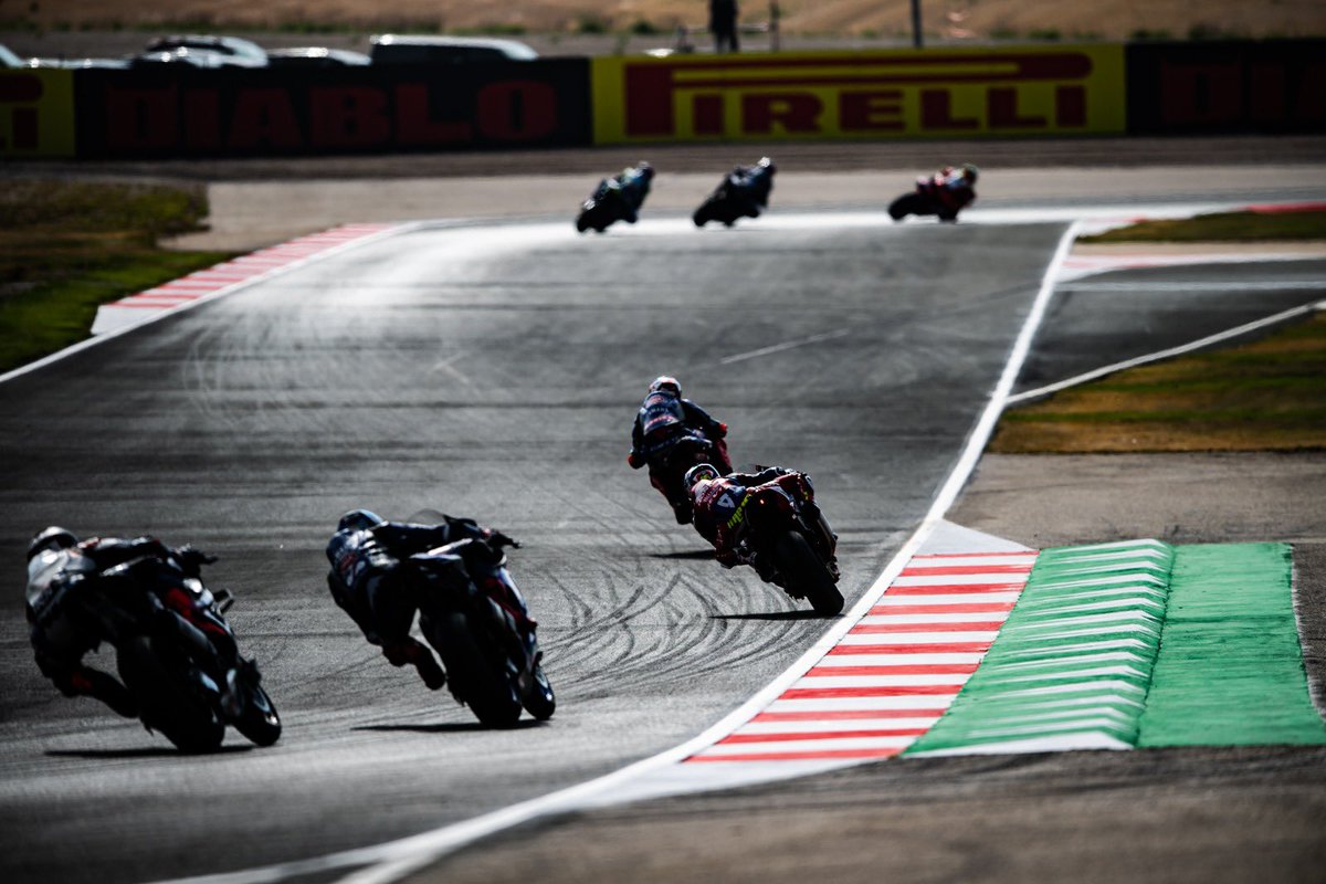 Discovering new track at #NavarraWorldSBK FP1+FP2➡️P8
Some work to do for tomorrow✊🏼
Descubriendo una nueva pista en el #NavarraWorldSBK FP1+FP2➡️P8
Trabajo que hacer para mañana✊🏼
#AB19 #keepworking #keeppushing #biotekna