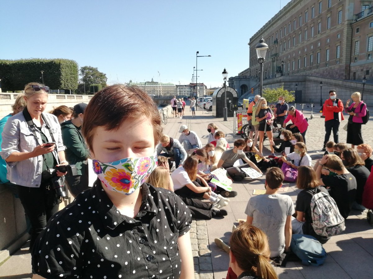 baotlyn's tweet photo. STRAJKOWAŁAM Z GRETĄ https://t.co/rDd1jMrj2z