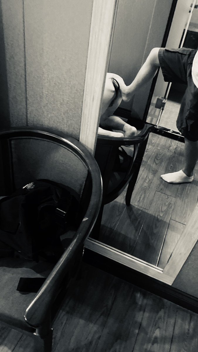 zn1996s's tweet photo. 发这个才有人看？#sm #白袜 https://t.co/YzAzKuXKX2