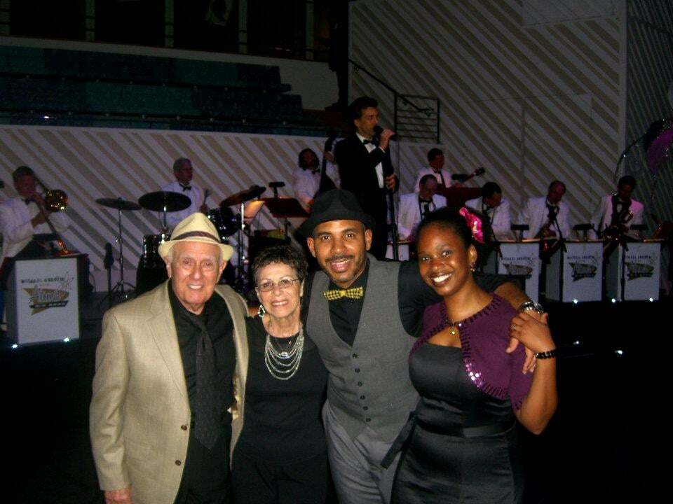 Lindy Collective (@lindycollective) on Twitter photo 