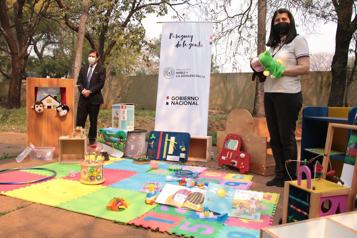 MINNAParaguay's tweet image. En el marco de la Estrategia de Atención Integral a la Primera Infancia @kunuugovpy, el MINNA presentó el “Modelo de abordaje comunitario en primera infancia”, que impulsará en 15 municipios del país, mediante la ejecución conjunta con @globalinfancia.

🔗bit.ly/38faWDH