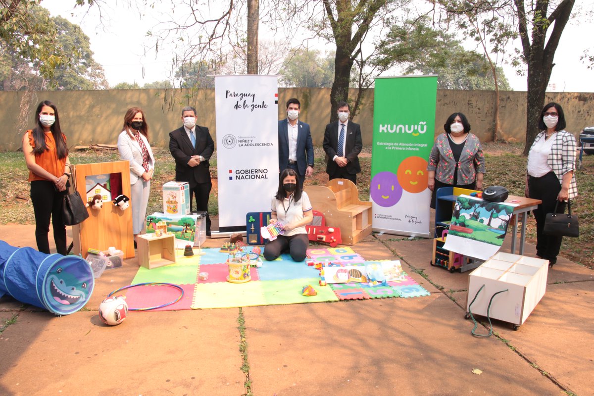 MINNAParaguay's tweet image. En el marco de la Estrategia de Atención Integral a la Primera Infancia @kunuugovpy, el MINNA presentó el “Modelo de abordaje comunitario en primera infancia”, que impulsará en 15 municipios del país, mediante la ejecución conjunta con @globalinfancia.

🔗bit.ly/38faWDH