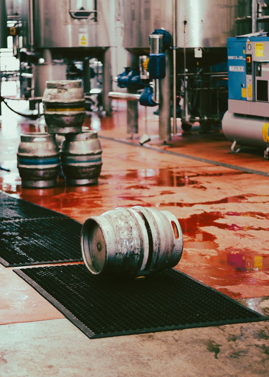 "Enjoy your work, so others may enjoy the results".

It goes without saying that all of our brewers love their jobs, and loves brewing beer, just for you guys. 

So happy Friday everyone, and enjoy your cask ales this weekend, you deserve it.