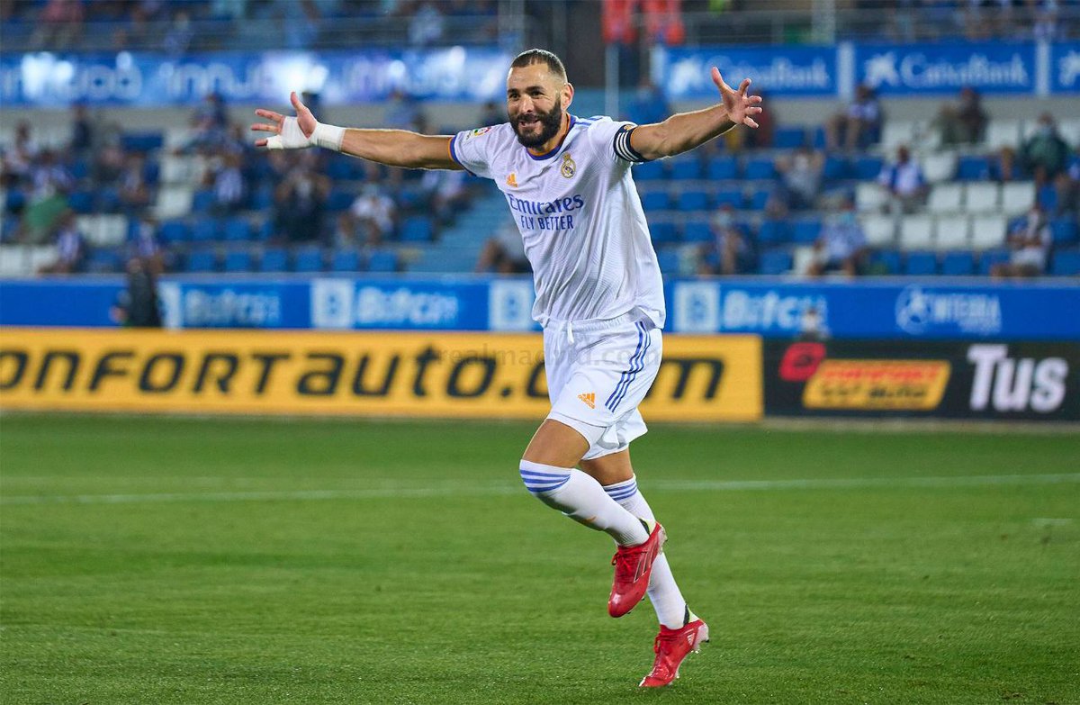 Qué jugador, qué compromiso, qué valores, qué profesional, si alguien se merece renovar con el Real Madrid es Karim Benzema que nunca ha pedido un aumento de sueldo ni ha exigido nada al club.

Te lo mereces mucho <a href="/Benzema/">Karim Benzema</a> ❤️