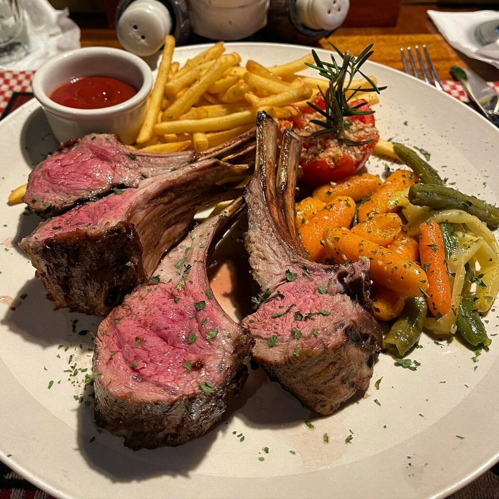 plaintruthiness's tweet photo. Enough rack of lamb for 2 meals! Chef Nate’s specials of the day are #nomnomnom.
.
.
.
.
.
#designonaplate #chefnates #wiltonmanors #wiltonmanorsgay #gayborhoodfortlauderdale #fortlauderdalefoodies #frenchcuisine #rackoflamb #yelpfortlauderdale #fortlaud… https://t.co/mhBBZKnHcu https://t.co/FT0mYu5K6c