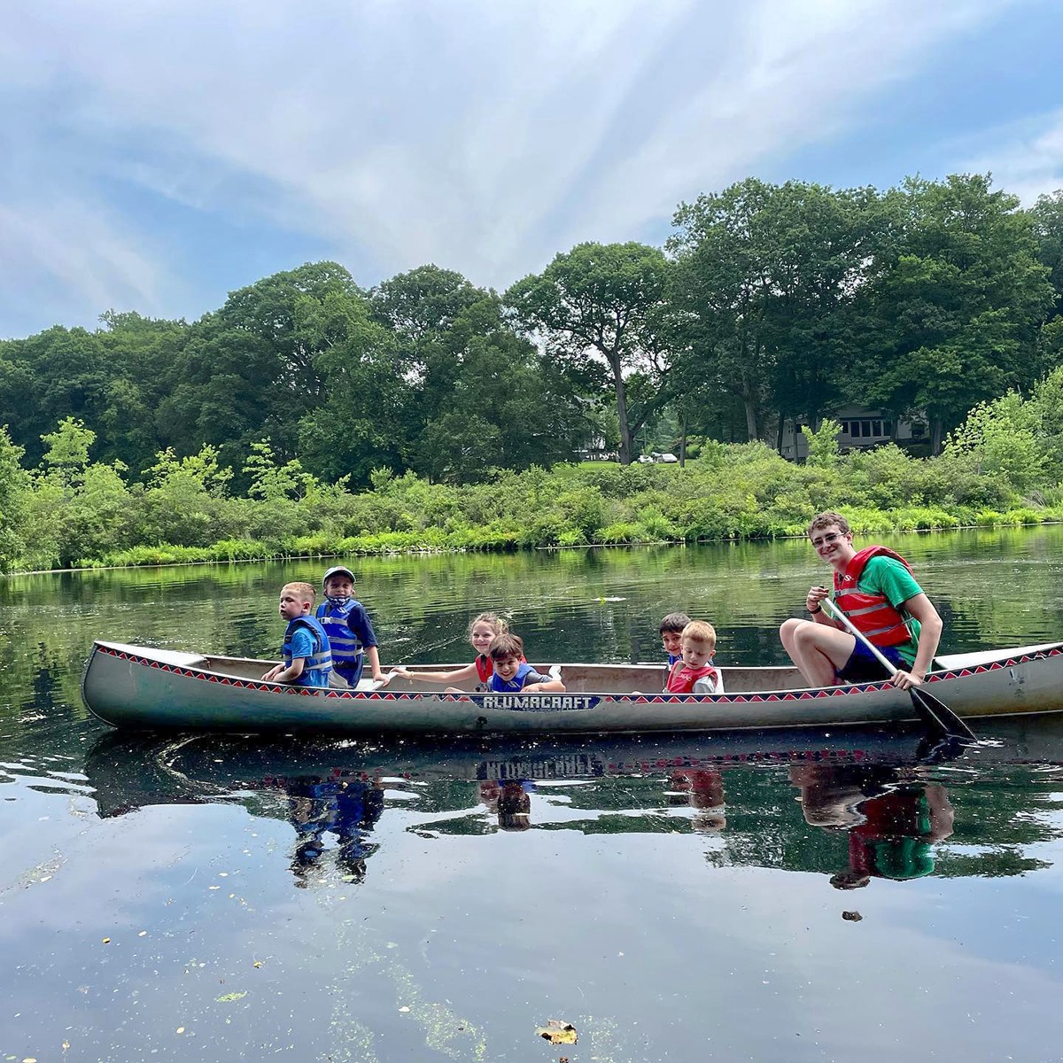 Enjoy Family fun under the sun this Fall! Join us on our Family Camp Days to explore the great outdoors and participate in bouldering, canoeing, games, and much more!

#familytime #campmahackeno #outdoors #events

westporty.org/event/family-c…