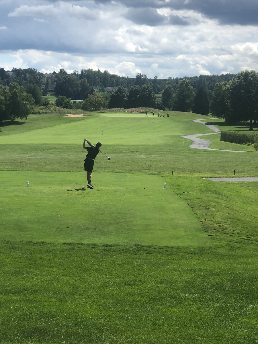 Yesterday’s Tri-Match between Henderson WC East and Coatesville resulted in a 1-1 record. Top 5 score of 200 was not enough to defeat the talented East squad that had an team score of 185. Josh Baker led the way shooting a 36 and Warrior rookie Patrick Lynn impressed with  a 38!