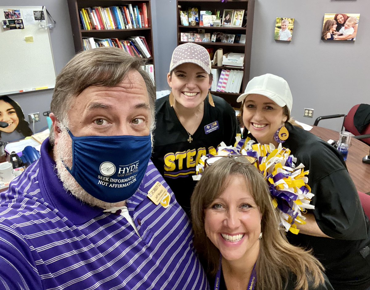 Hanging with <a href="/mambrinosteam/">STEAM Academy at Mambrino</a> people on our first Friday!