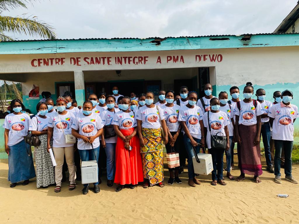 OMSCongo's tweet photo. Ewo🇨🇬 20 août- Le département de la Cuvette ouest vient de procéder au lancement du 2è passage  campagne vaccinale au #nVPO2 à Ewo. La cérémonie a été présidée par  madame la Sous-Prefet  d’Ewo, en présence des autorités politiques civiles et militaires, et des leaders religieux https://t.co/3i1nJ5xMSS
