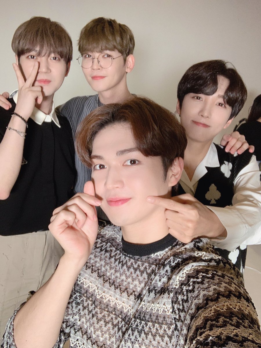 ์
ํ
์
(UP10TION) (@up10tion) on Twitter photo ์๋ ๋ด๊ฐ ์ง์ง ์ฐธ๊ณ ๋์ด๊ฐ๋ ค๊ณ ํ๋๋ฐ,
์์๊ธฐ๋ฉด ๋ค์ผ?
์์๊ฒผ๋ค๊ณ ๋์ด๊ฐ ์ฃผ๋ ๊ฒ๋ ํ๋ฃจ ์ดํ ์ฌํ ๋ํ.. ํ์ ๊ฐ๋ฅ. ๋ฌธ์ ์์. ๋
ธ ํ๋ผ๋ธ๋ผ๐
#์
ํ
์
#UP10TION #CONNECTION #SPIN_OFF #์ฟค #KUHN #๋นํ #BITTO #์ ์จ #SUNYOUL #๊ท์ง #GYUJIN #๋ฐ์ค์ฝ ์๋ ๋ด๊ฐ ์ง์ง ์ฐธ๊ณ ๋์ด๊ฐ๋ ค๊ณ ํ๋๋ฐ,
์์๊ธฐ๋ฉด ๋ค์ผ?
์์๊ฒผ๋ค๊ณ ๋์ด๊ฐ ์ฃผ๋ ๊ฒ๋ ํ๋ฃจ ์ดํ ์ฌํ ๋ํ.. ํ์ ๊ฐ๋ฅ. ๋ฌธ์ ์์. ๋
ธ ํ๋ผ๋ธ๋ผ๐
#์
ํ
์
#UP10TION #CONNECTION #SPIN_OFF #์ฟค #KUHN #๋นํ #BITTO #์ ์จ #SUNYOUL #๊ท์ง #GYUJIN #๋ฐ์ค์ฝ