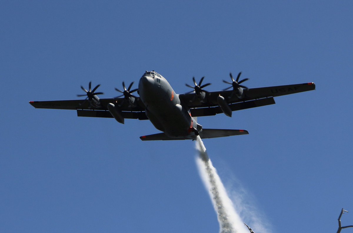 #DYK what a Military Airborne Firefighting System, or MAFFS, is? MAFFS are portable fire-retardant delivery systems that can be inserted into military C-130 aircraft without major structural modifications to convert them into airtankers when needed. #FireJob #FireYear2021 <a href="/1stAF/">1st AF/America's AOC</a>