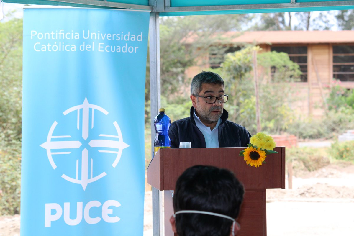 PUCE Ecuador tweet media