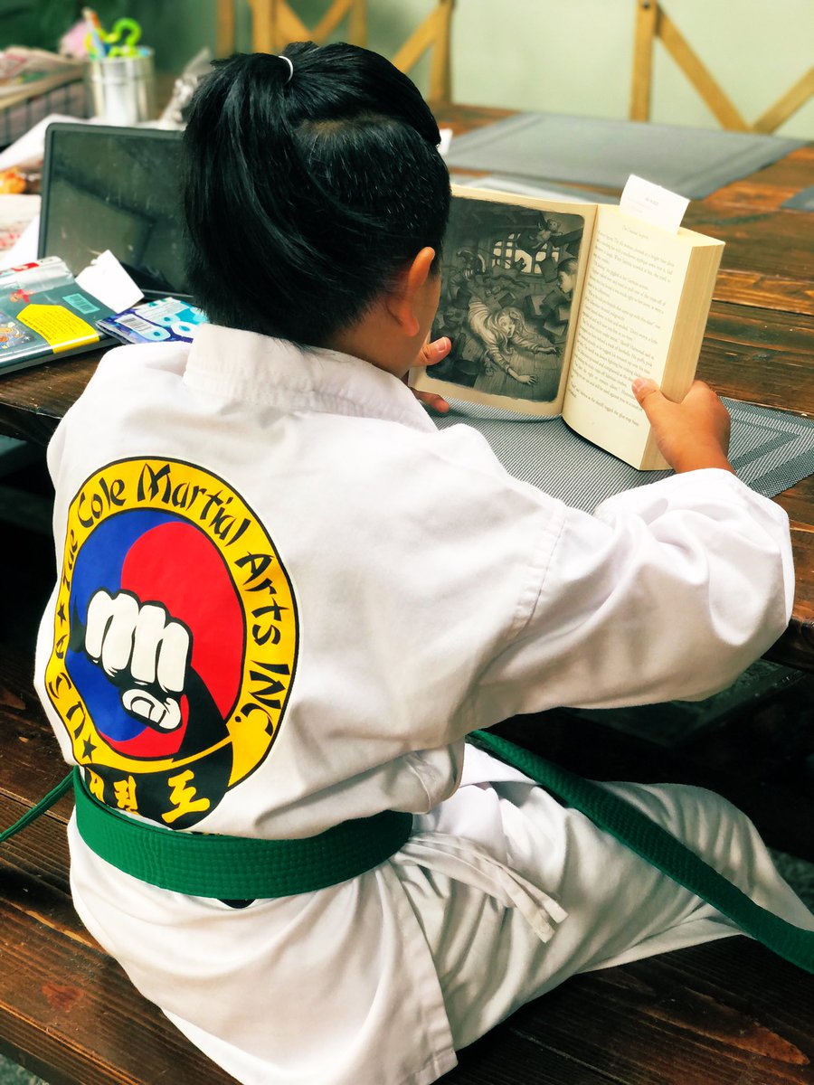 Kae_Squared's tweet photo. Getting some minutes in before camp #JacksonAveReads @JacksonAvePTA #MineolaProud https://t.co/odQw4OH9BB